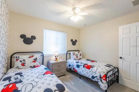 Casa en alquiler en Kissimmee, Florida, 4 dormitorios, 264.49 m2 № 1917536 - foto 29