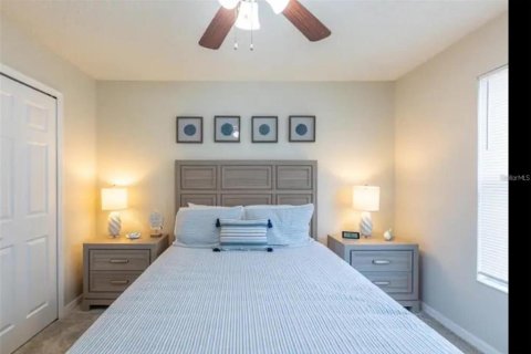 Casa en alquiler en Kissimmee, Florida, 4 dormitorios, 264.49 m2 № 1917536 - foto 25