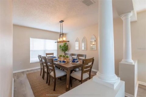 Casa en alquiler en Kissimmee, Florida, 4 dormitorios, 264.49 m2 № 1917536 - foto 6