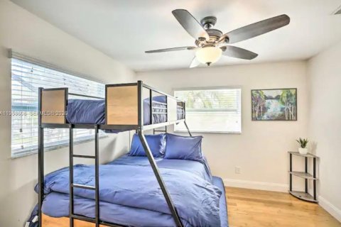 Casa en venta en Cape Coral, Florida, 4 dormitorios, 193.05 m2 № 2017503 - foto 26