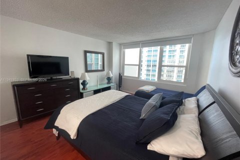 Condominio en alquiler en Hollywood, Florida, 1 dormitorio, 69.68 m2 № 2054144 - foto 5