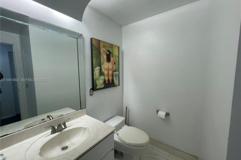 Condominio en alquiler en Hollywood, Florida, 1 dormitorio, 69.68 m2 № 2054144 - foto 7
