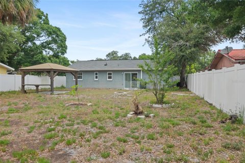 House in Largo, Florida 3 bedrooms, 88.91 sq.m. № 1683096 - photo 27
