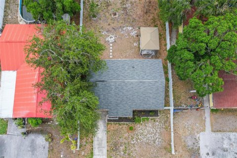 House in Largo, Florida 3 bedrooms, 88.91 sq.m. № 1683096 - photo 30