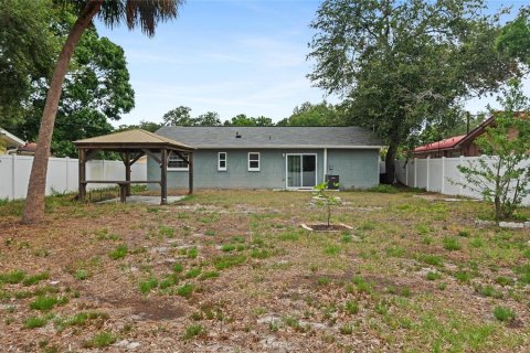 House in Largo, Florida 3 bedrooms, 88.91 sq.m. № 1683096 - photo 28