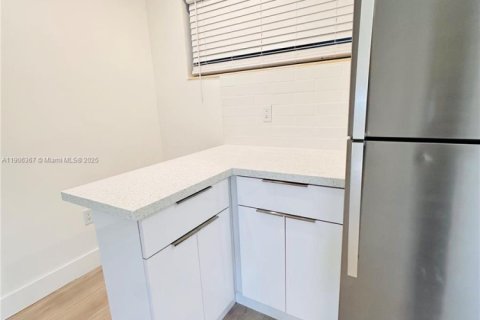 Appartement à louer à South Miami, Floride: 1 chambre № 1956924 - photo 8