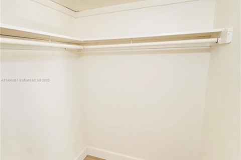 Appartement à louer à South Miami, Floride: 1 chambre № 1956924 - photo 14