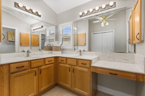 Casa en venta en The Villages, Florida, 3 dormitorios, 197.42 m2 № 2347944 - foto 28