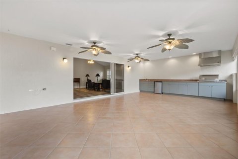 Casa en venta en The Villages, Florida, 3 dormitorios, 197.42 m2 № 2347944 - foto 22