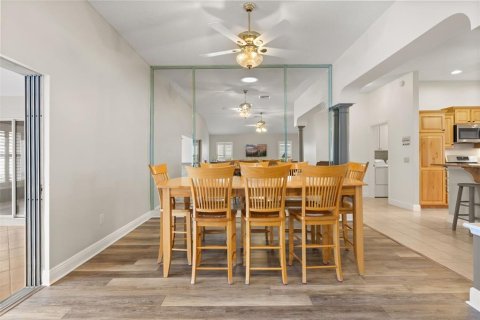 Casa en venta en The Villages, Florida, 3 dormitorios, 197.42 m2 № 2347944 - foto 10