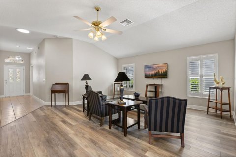 Casa en venta en The Villages, Florida, 3 dormitorios, 197.42 m2 № 2347944 - foto 8
