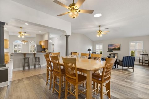 Casa en venta en The Villages, Florida, 3 dormitorios, 197.42 m2 № 2347944 - foto 12