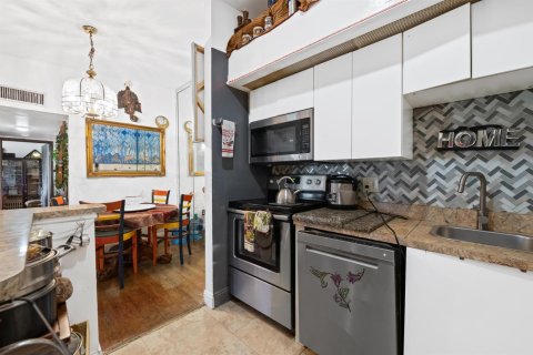 Купить кондоминиум в Тамарак, Флорида 1 комната, 76.83м2, № 2146856 - фото 14