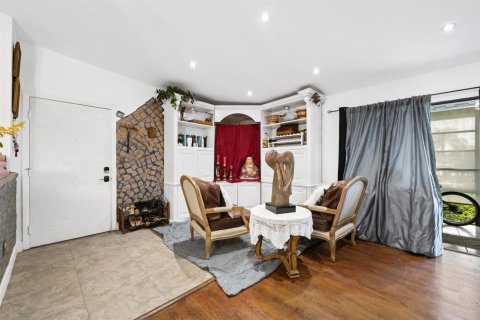 Купить кондоминиум в Тамарак, Флорида 1 комната, 76.83м2, № 2146856 - фото 6