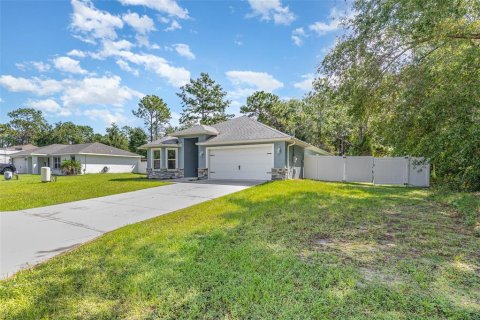 Villa ou maison à vendre à Belleview, Floride: 3 chambres, 158.03 m2 № 1917774 - photo 2