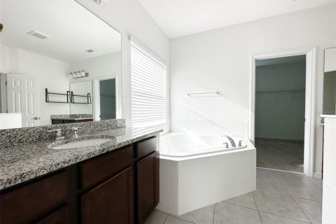 Casa en alquiler en Winter Garden, Florida, 6 dormitorios, 389.63 m2 № 2220421 - foto 26