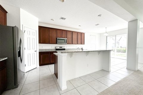 Casa en alquiler en Winter Garden, Florida, 6 dormitorios, 389.63 m2 № 2220421 - foto 10
