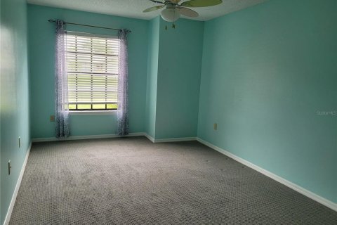 House in Deltona, Florida 3 bedrooms, 126.81 sq.m. № 2306679 - photo 11