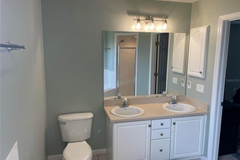 House in Winter Haven, Florida 2 bedrooms, 153.01 sq.m. № 2329030 - photo 7