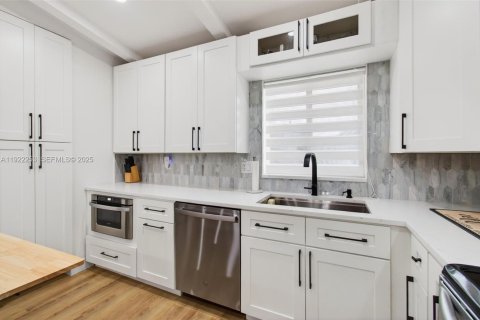 Villa ou maison à vendre à Boca Raton, Floride: 3 chambres, 141.86 m2 № 1976618 - photo 25