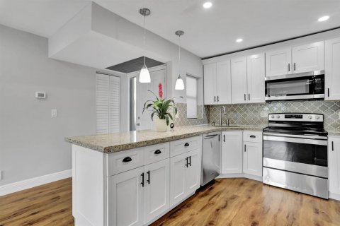 Copropriété à vendre à Coconut Creek, Floride: 3 chambres, 104.05 m2 № 2261421 - photo 10