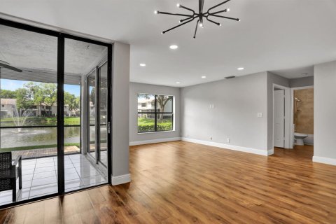Copropriété à vendre à Coconut Creek, Floride: 3 chambres, 104.05 m2 № 2261421 - photo 8