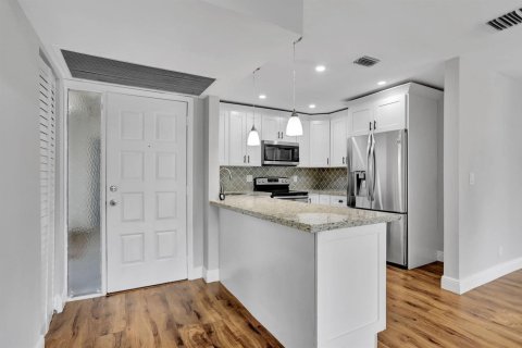 Copropriété à vendre à Coconut Creek, Floride: 3 chambres, 104.05 m2 № 2261421 - photo 5