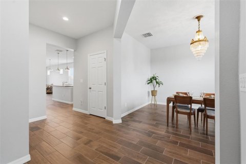 House in Riverview, Florida 4 bedrooms, 190.08 sq.m. № 2102257 - photo 10