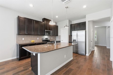 House in Riverview, Florida 4 bedrooms, 190.08 sq.m. № 2102257 - photo 6