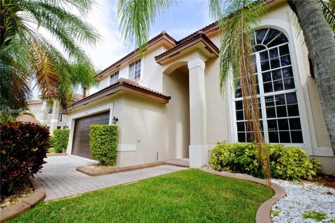 Villa ou maison à louer à Miramar, Floride: 4 chambres, 259.66 m2 № 2064806 - photo 9