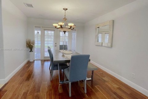 Villa ou maison à louer à Miramar, Floride: 4 chambres, 259.66 m2 № 2064806 - photo 4