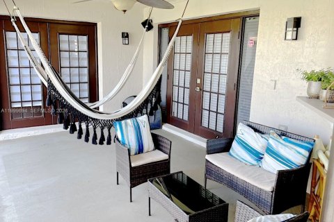 Villa ou maison à louer à Miramar, Floride: 4 chambres, 259.66 m2 № 2064806 - photo 28