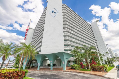 Copropriété à vendre à Fort Lauderdale, Floride: 1 chambre, 69.68 m2 № 2192901 - photo 4