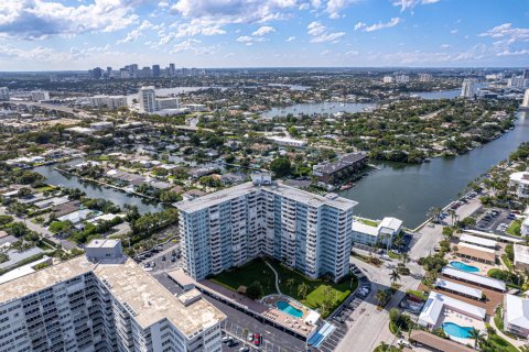 Copropriété à vendre à Fort Lauderdale, Floride: 1 chambre, 69.68 m2 № 2192901 - photo 16