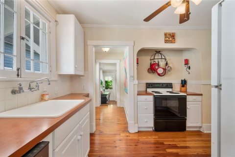 House in Lakeland, Florida 2 bedrooms, 98.85 sq.m. № 2390922 - photo 11