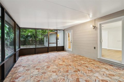 House in Winter Springs, Florida 3 bedrooms, 117.24 sq.m. № 1547828 - photo 20