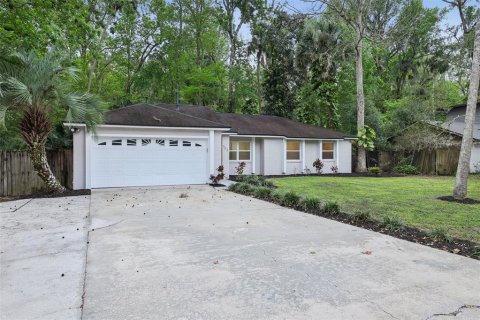 House in Winter Springs, Florida 3 bedrooms, 117.24 sq.m. № 1547828 - photo 25