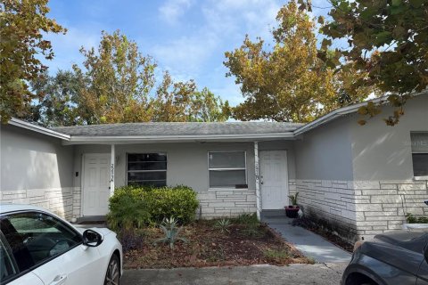 Immobilier commercial à Largo, Floride 6 chambres, 147.53 m2 № 2363196