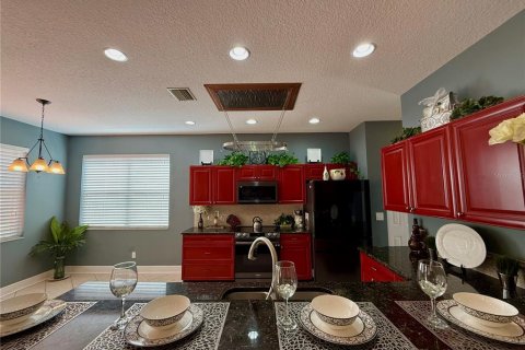 Villa ou maison à vendre à Riverview, Floride: 4 chambres, 344.48 m2 № 2152388 - photo 10