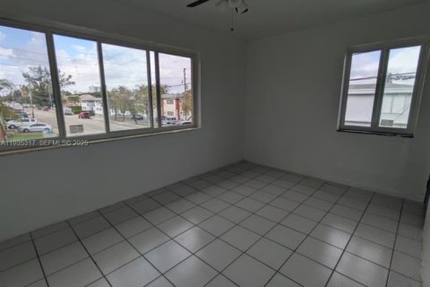 Appartement à louer à Miami, Floride: 2 chambres № 1993474 - photo 3
