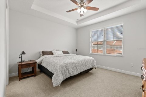 Townhouse in LAKESHORE in Winter Garden, Florida 3 bedrooms, 190.64 sq.m. № 1914501 - photo 18