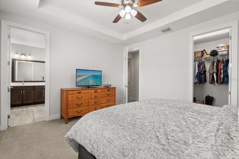 Townhouse in LAKESHORE in Winter Garden, Florida 3 bedrooms, 190.64 sq.m. № 1914501 - photo 19
