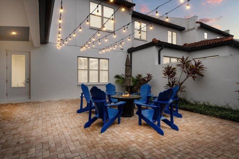 Townhouse in LAKESHORE in Winter Garden, Florida 3 bedrooms, 190.64 sq.m. № 1914501 - photo 3