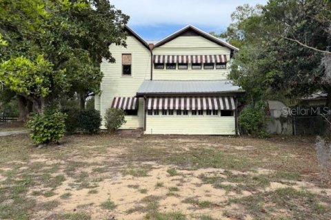 House in Eustis, Florida 4 bedrooms, 212.75 sq.m. № 2139942