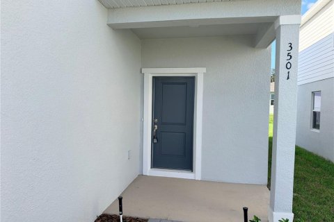 Villa ou maison à louer à Tavares, Floride: 4 chambres, 174.28 m2 № 2416333 - photo 3
