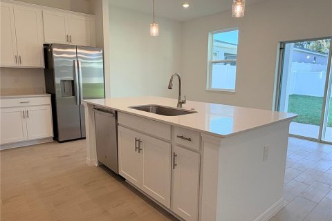 Villa ou maison à louer à Tavares, Floride: 4 chambres, 174.28 m2 № 2416333 - photo 10