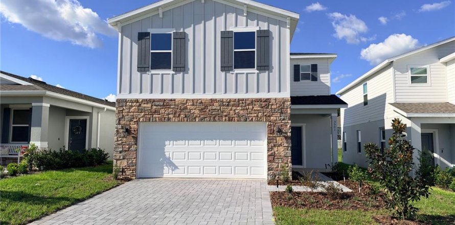 Villa ou maison à Tavares, Floride 4 chambres, 174.28 m2 № 2416333