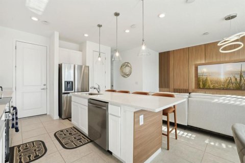 Touwnhouse à vendre à Davenport, Floride: 3 chambres, 153.57 m2 № 2158057 - photo 9