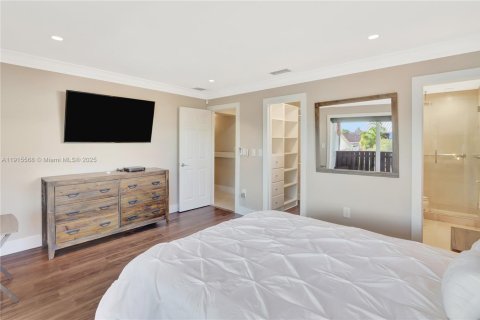 Touwnhouse à louer à Miami, Floride: 3 chambres, 168.62 m2 № 1971435 - photo 17