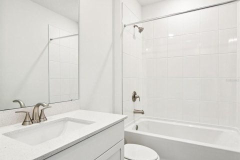 Villa ou maison à vendre à Zephyrhills, Floride: 4 chambres, 230.96 m2 № 2205868 - photo 4